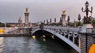 Location de Bateaux & Péniches à Paris